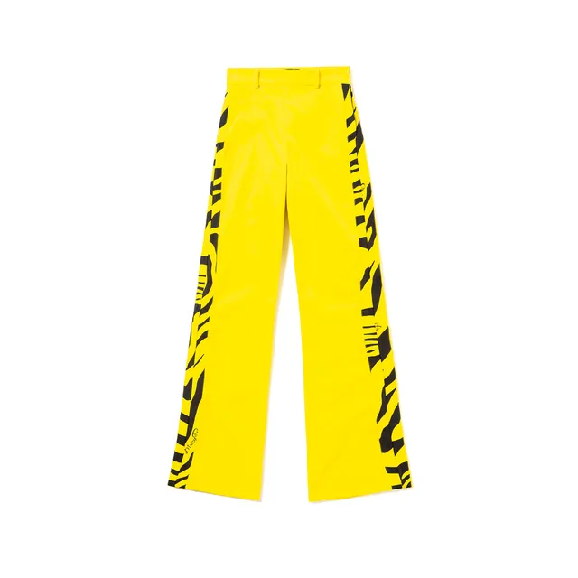 Pantalon jaune imprimé sur fond blanc